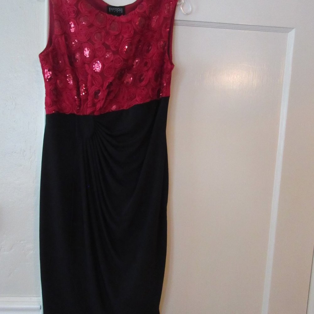 Enfocus studio black/red sequence sleeveless dress